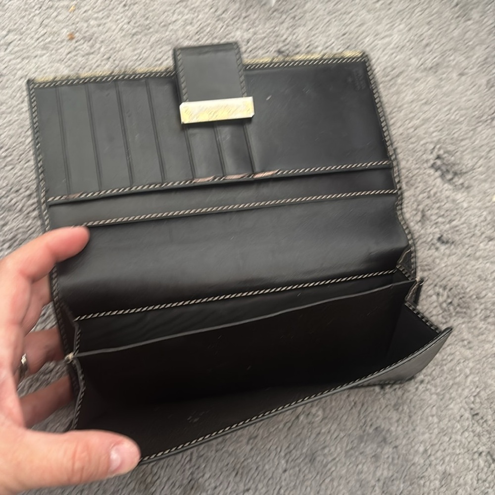 Old well loved GUCCI WALLET MONOGRAM - Picture 5 of 6